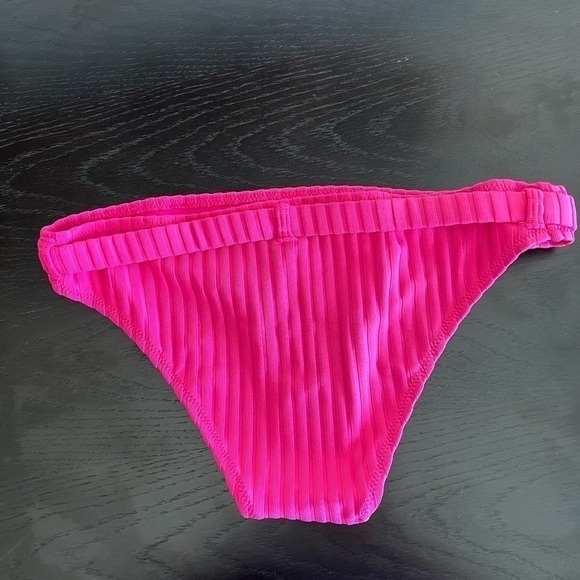 SOLID AND STRIPED RACHEL BELT SWIMSUIT SOLID RIB BOTTOM - Picture 10 of 16